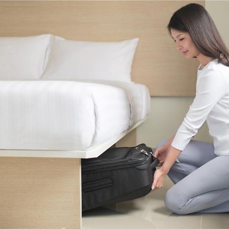 Hop Inn Hotel Tomas Morato Quezon City Zewnętrze zdjęcie